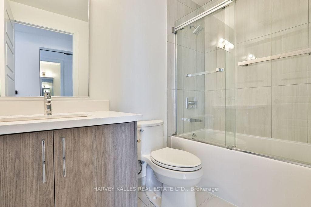 333 Sunseeker Avenue Unit 209 photo 23