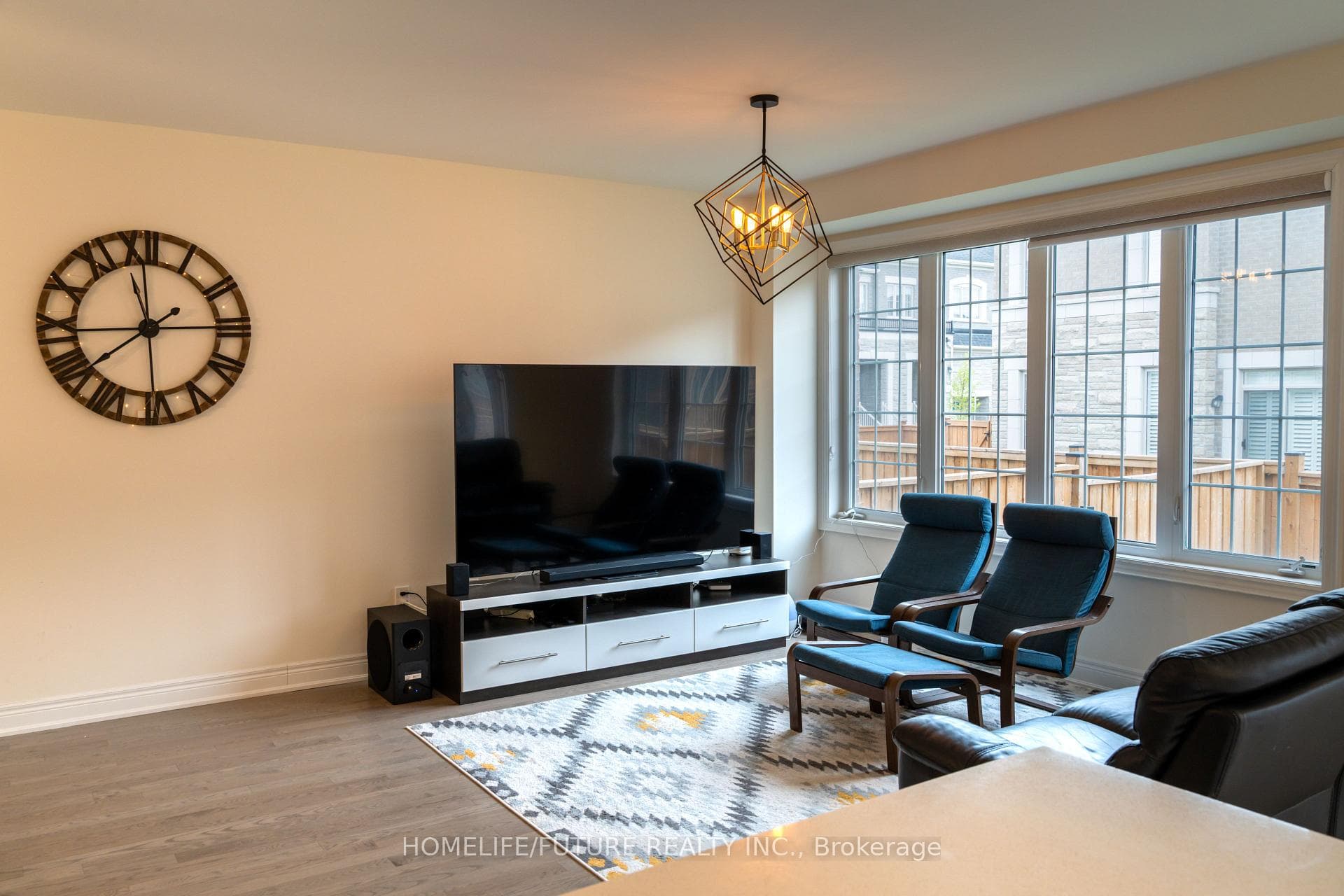 357 Kirkham Drive photo 5