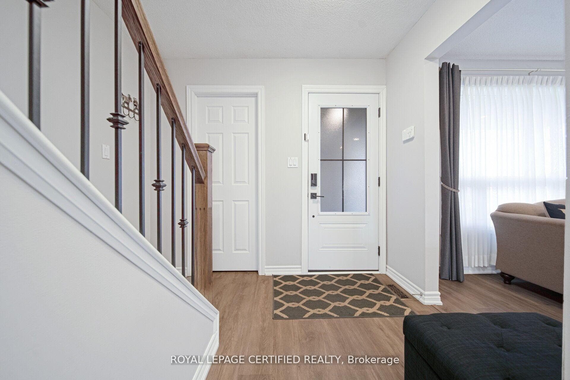 475 Woodlawn Crescent photo 10