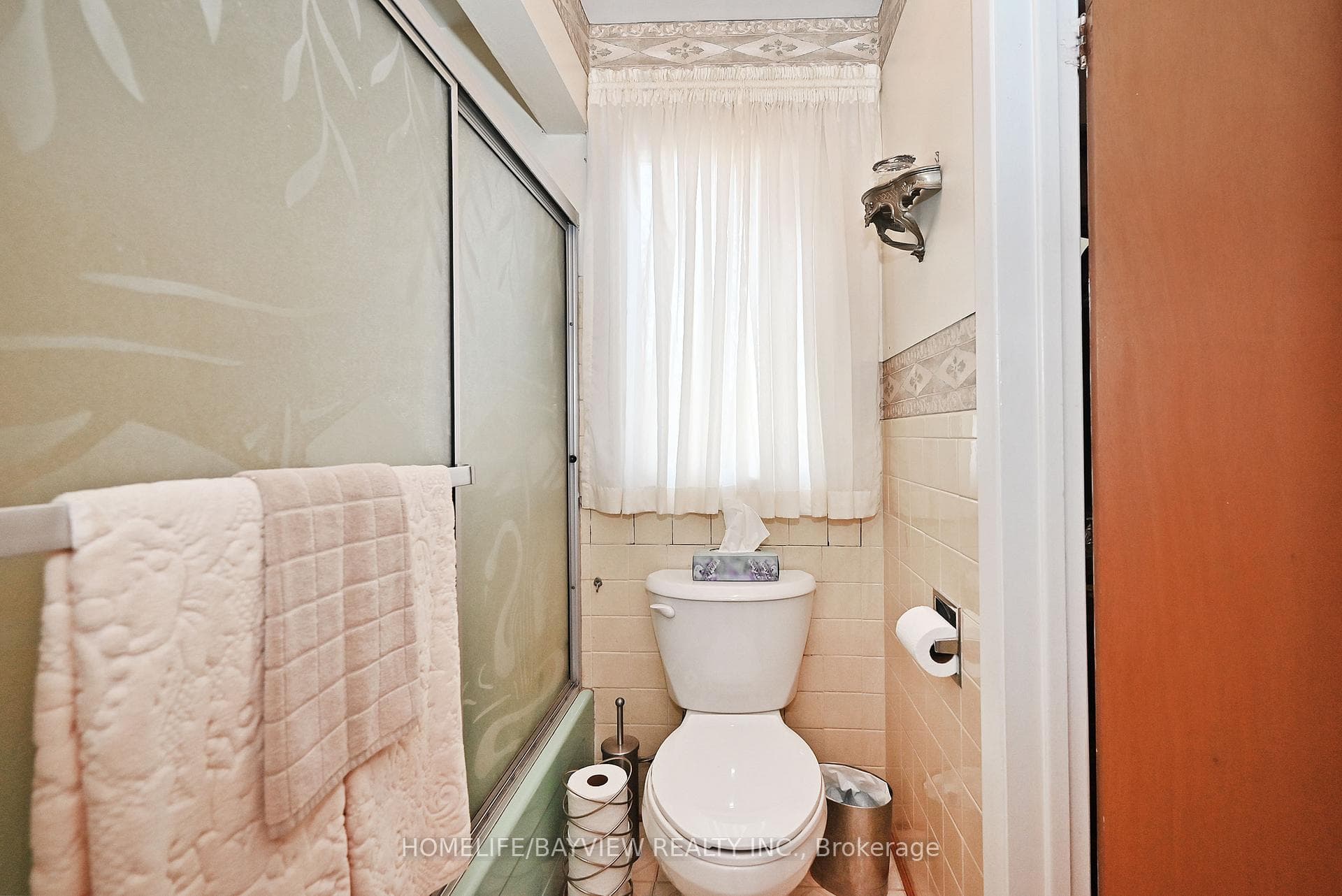 433 Brimorton Drive photo 22