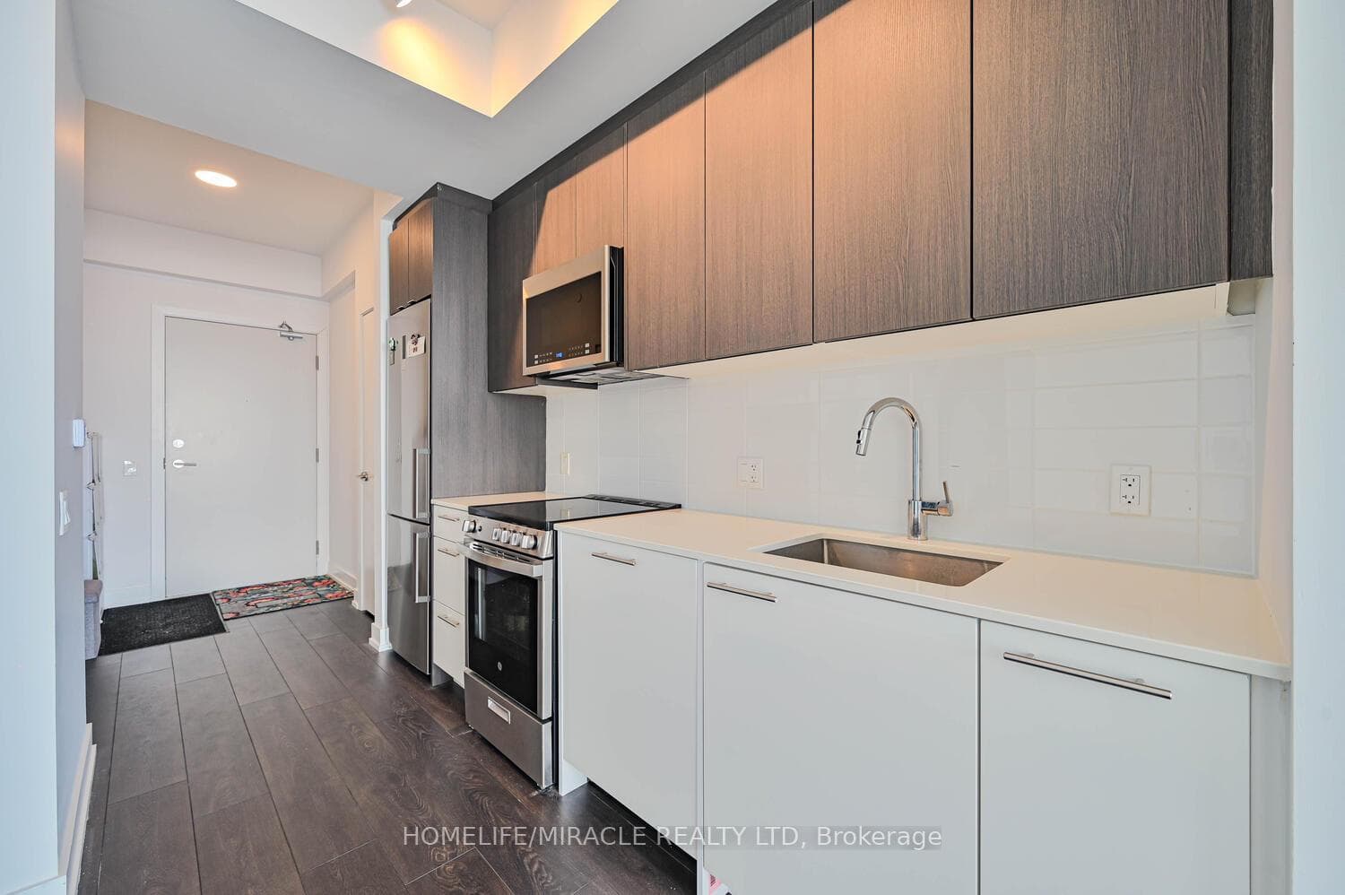 215 Veterans Drive Unit 1102 photo 9
