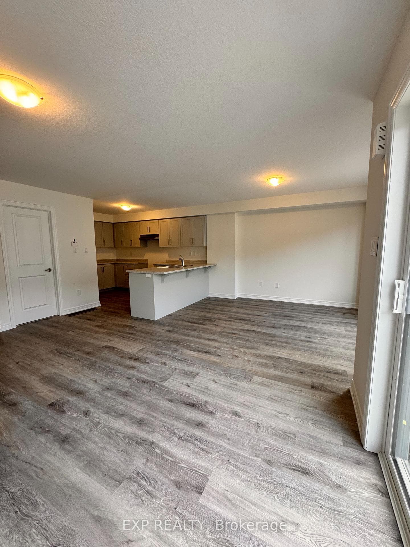 20 Dryden Lane photo 6