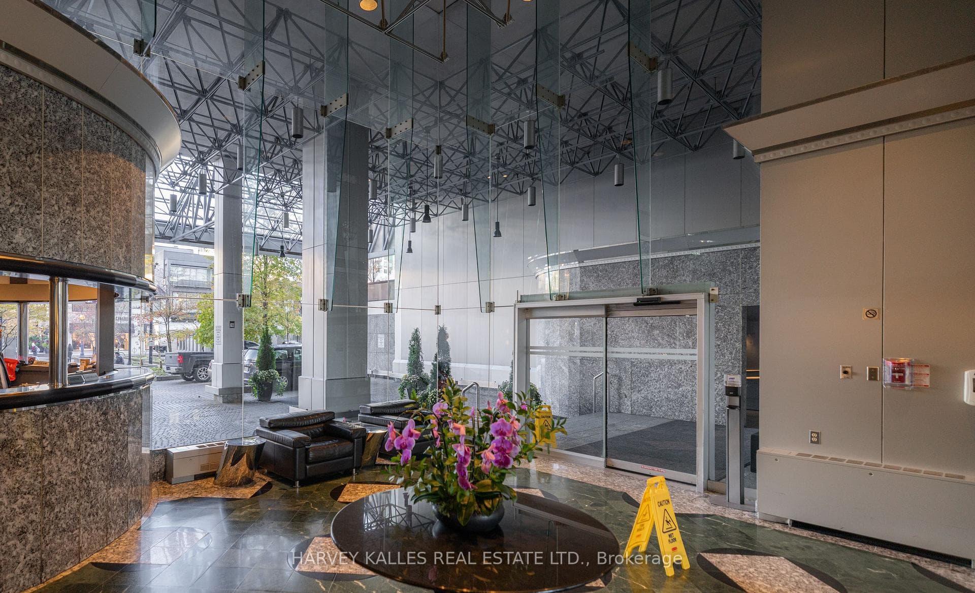 110 Bloor Street Unit 2006 photo 28