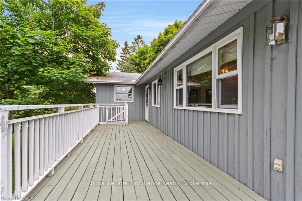 1683 JACKSON Boulevard photo 32