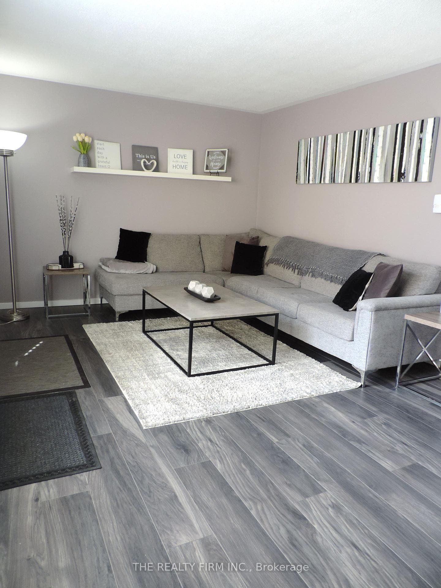 474 Southdale Road Unit 33 photo 3
