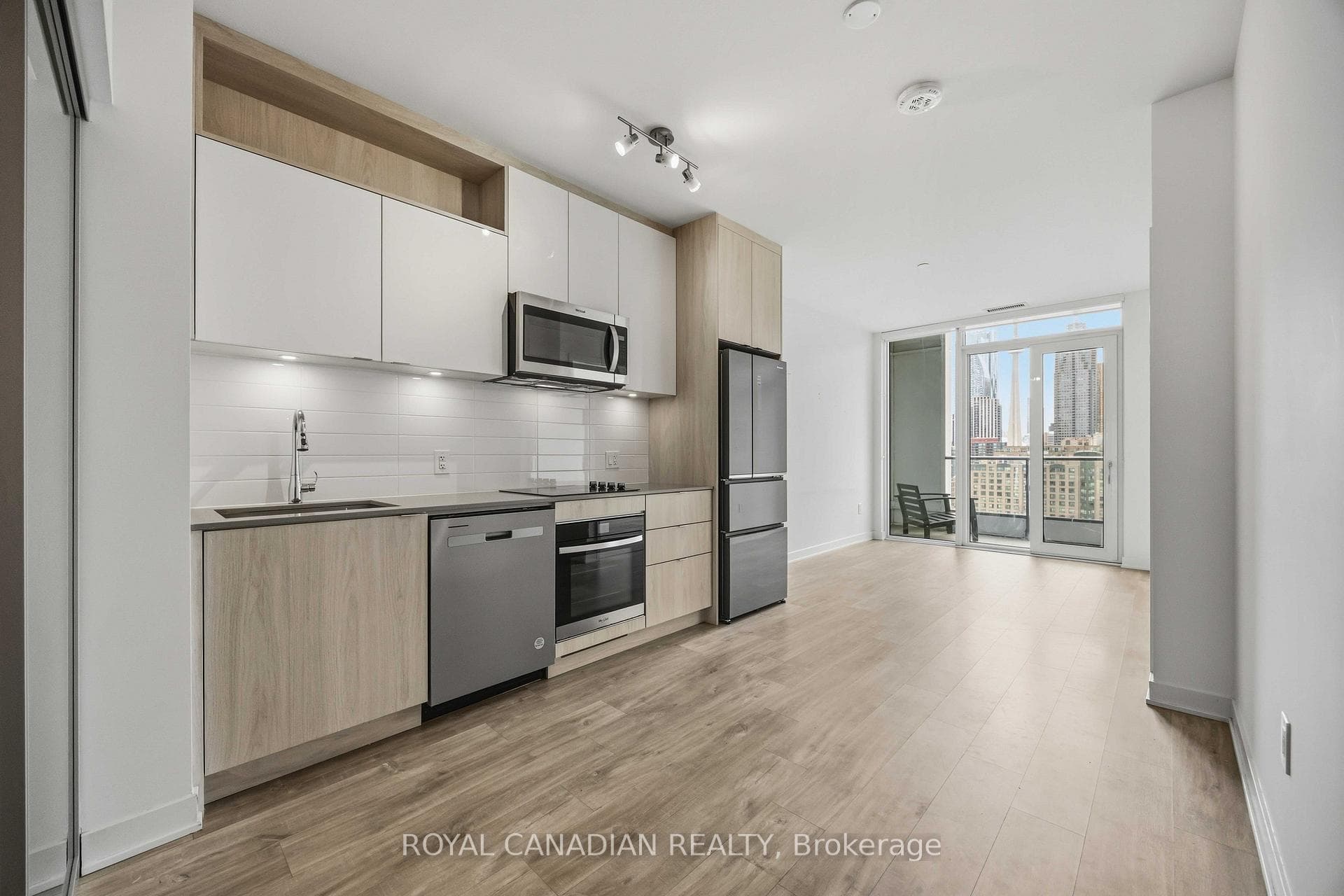 135 Lower Sherbourne Street Unit 1064 photo 8