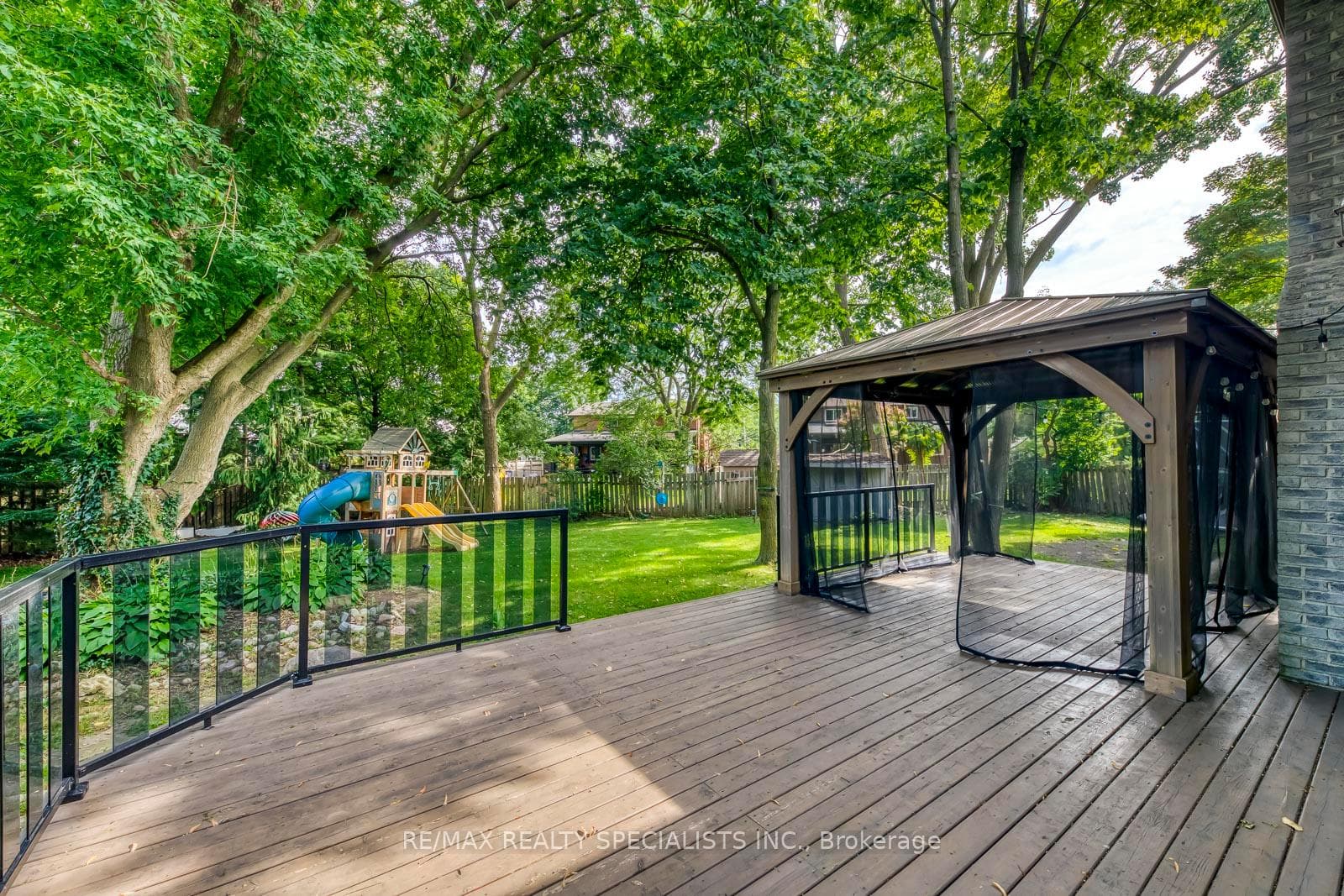 1582 Hermant Court photo 35
