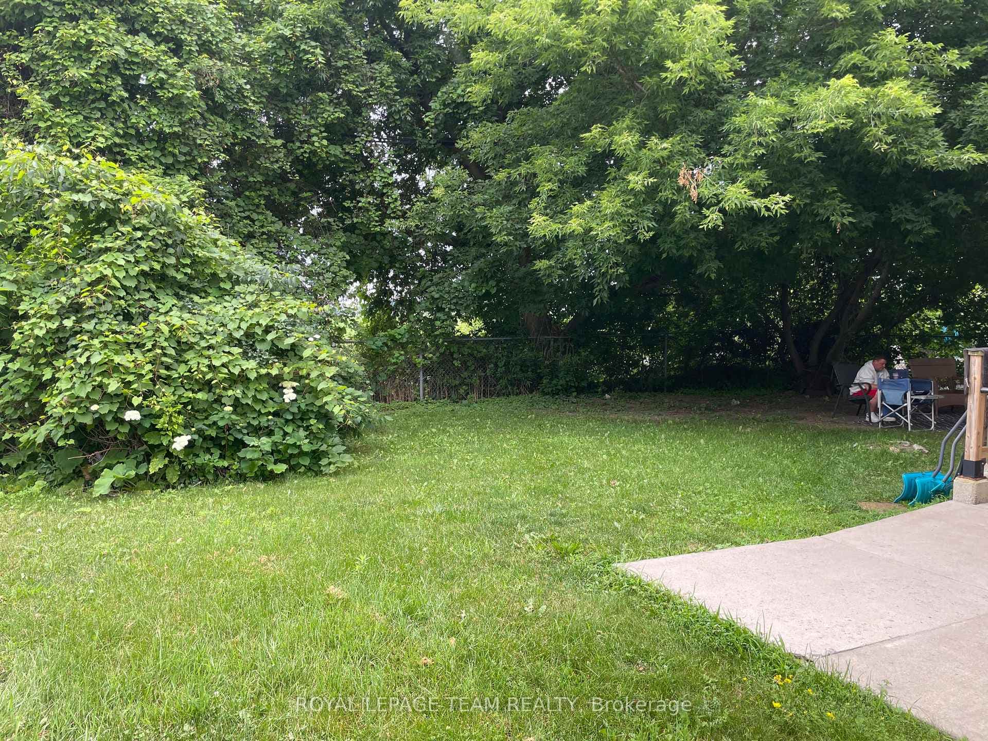 1354 Kingston Avenue Unit 1 photo 12