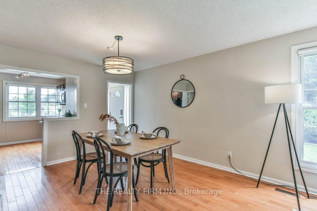 50 Guildwood Walk photo 10