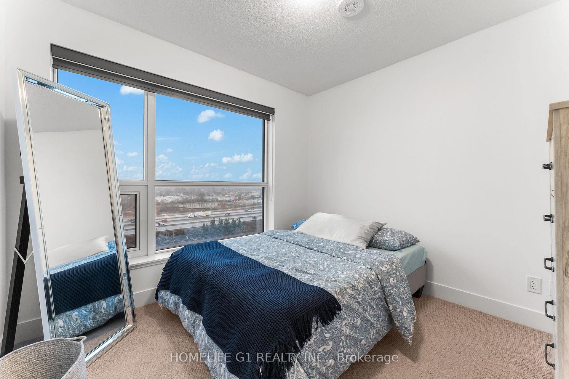 1255 Bayly Street Unit 1009 photo 33