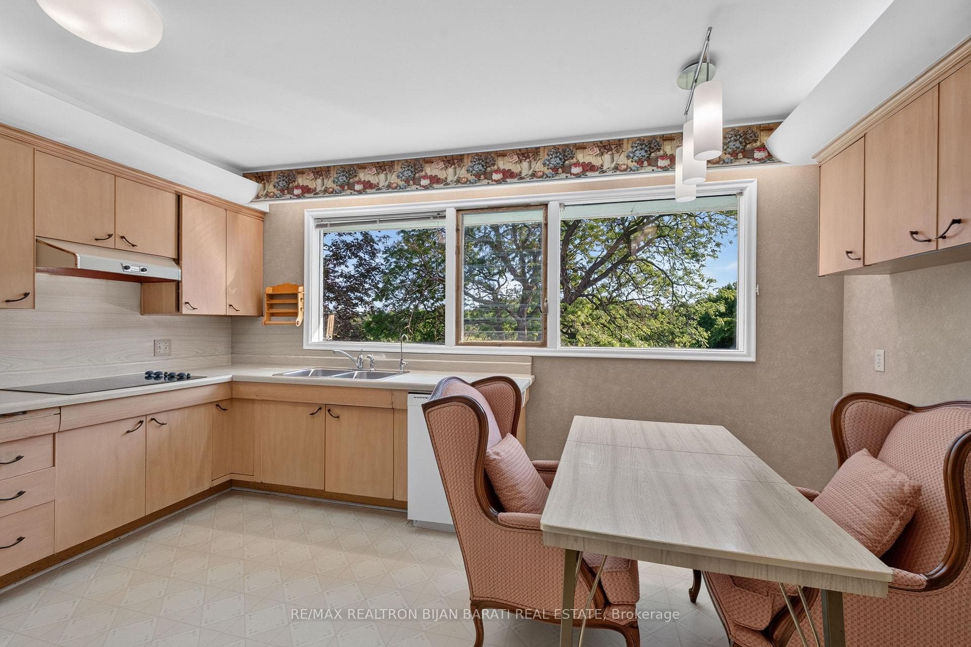 14 Heathview Avenue photo 25