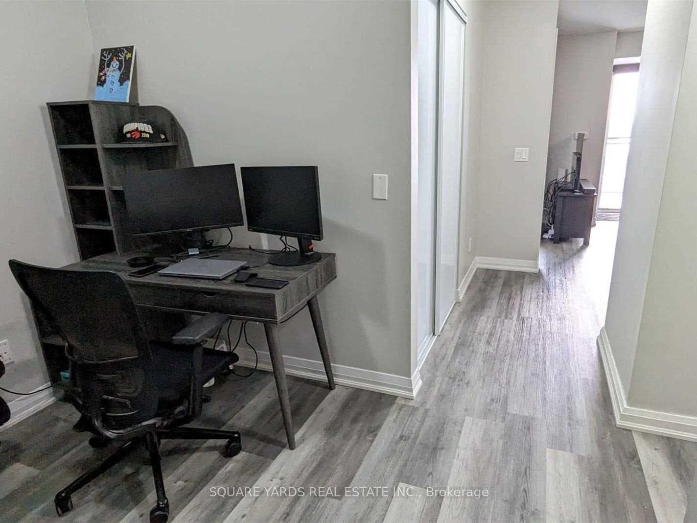 30 Meadowglen Place Unit 2103 photo 6