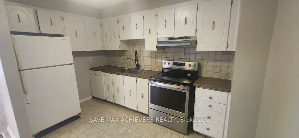 590 Millbank Drive Unit 10 photo 15