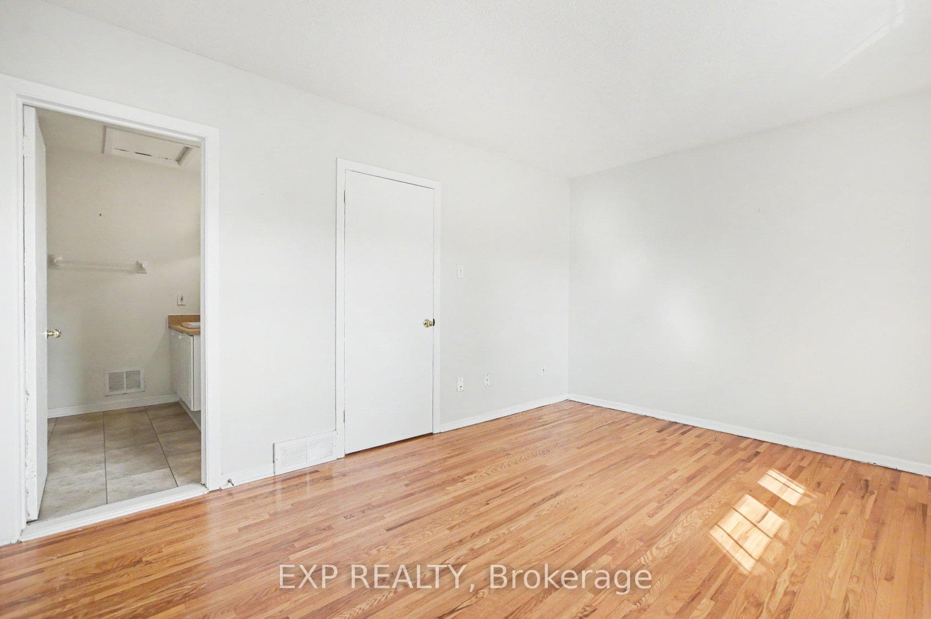 61 Monterey Drive photo 16
