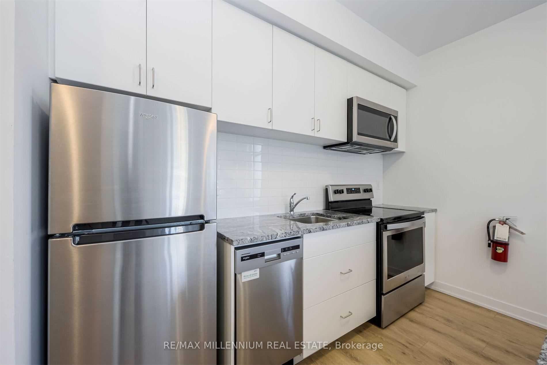 1740 Simcoe Street Unit 33 photo 13