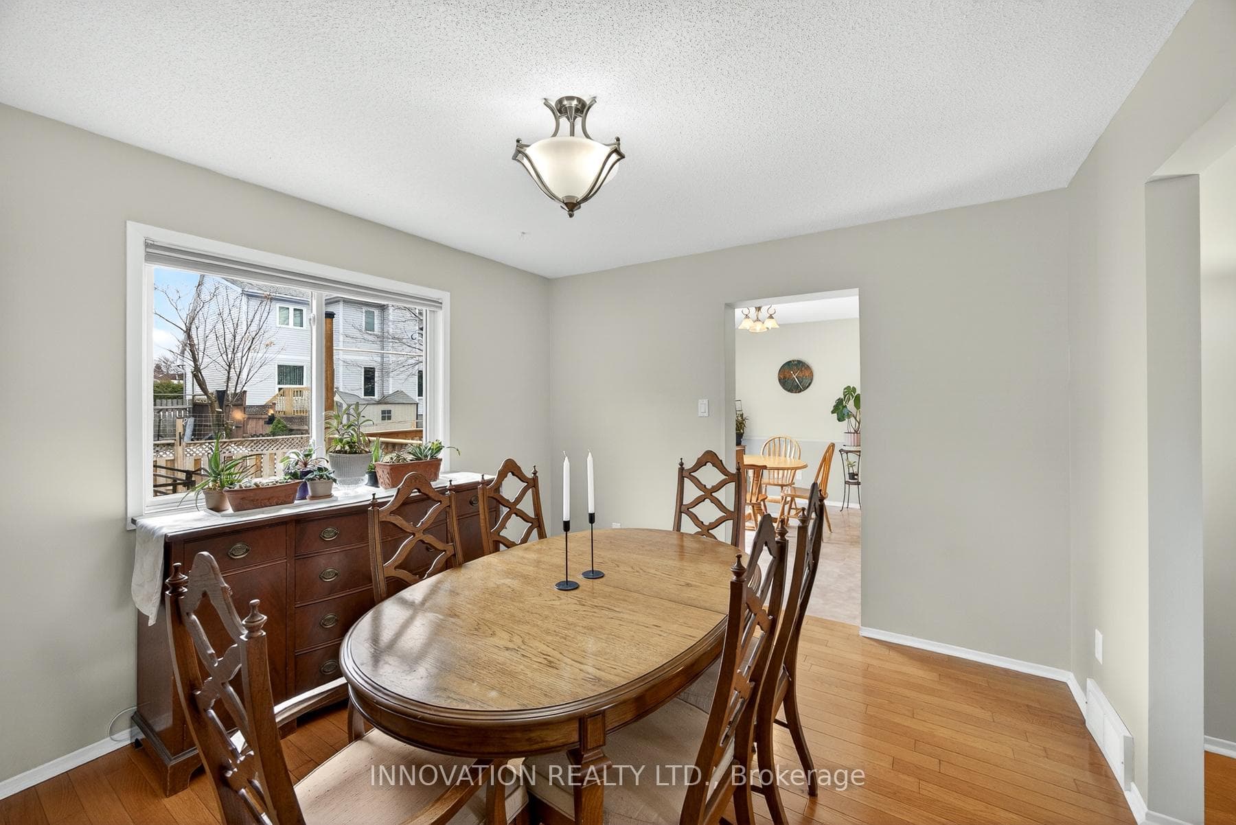 All light fixtures included