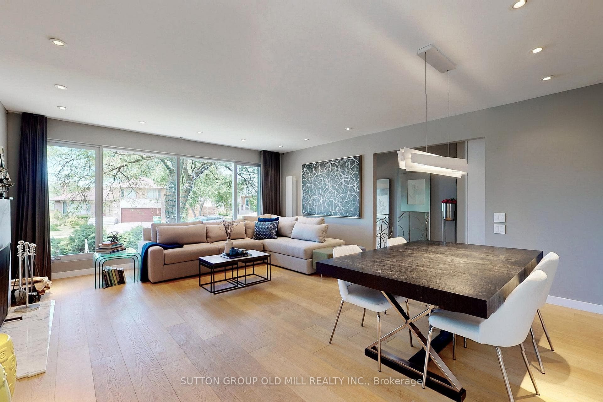 125 Saturn Road photo 7