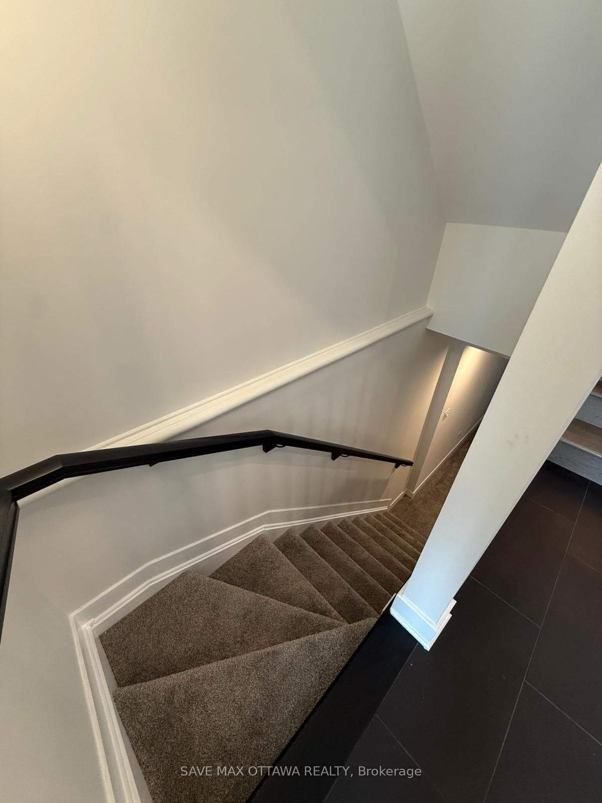 92 Longworth Avenue photo 39