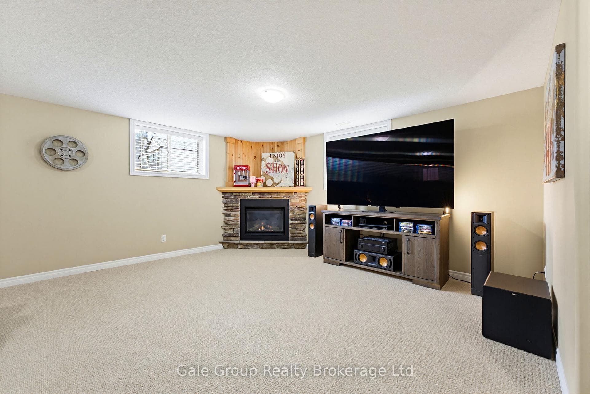 808 Stonegate Drive photo 21