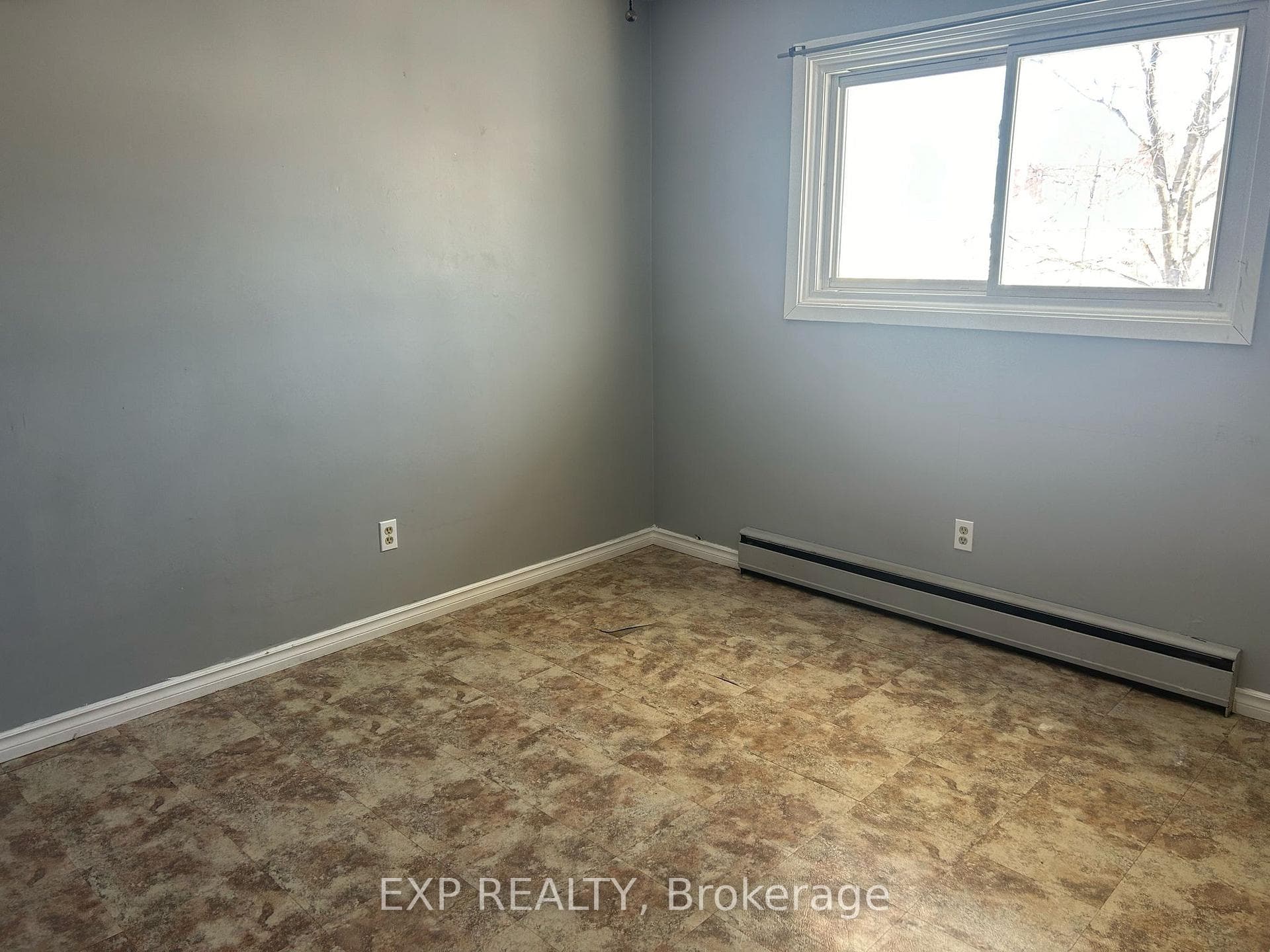 490 Stewart Street Unit 3 photo 16