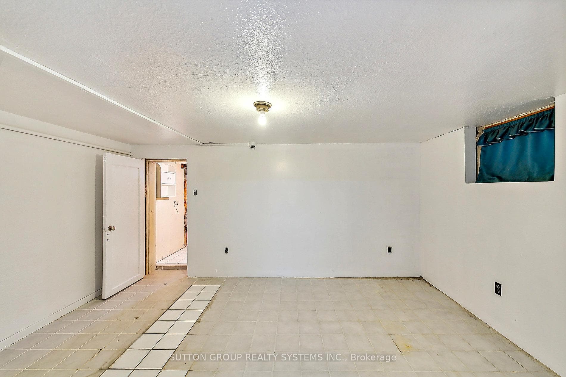 349 Mc Roberts Avenue photo 33