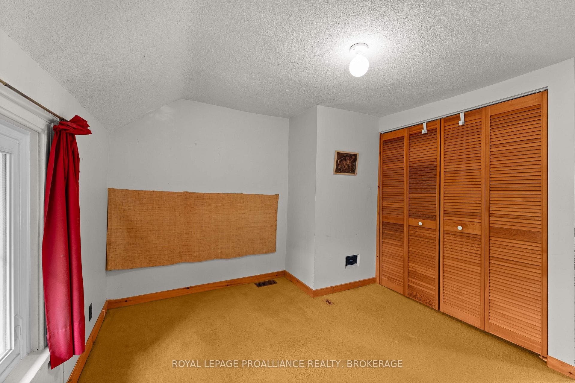 94 William Street photo 22