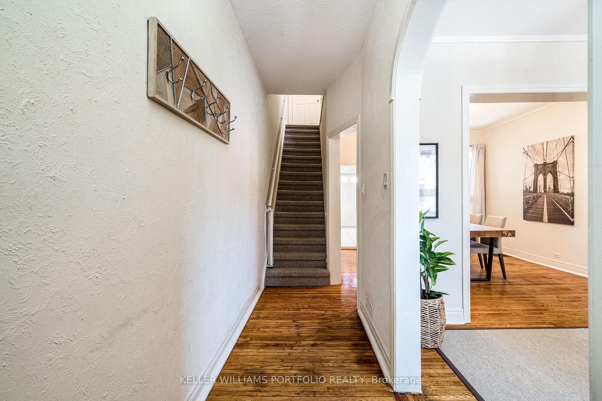 213 Jackson Street photo 4