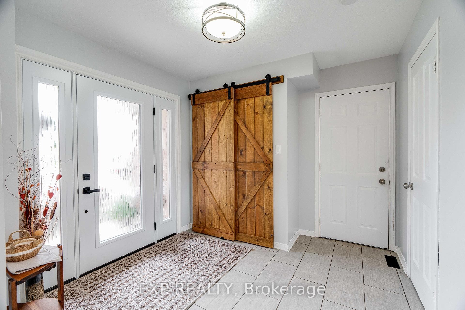 4 Primrose Drive photo 6