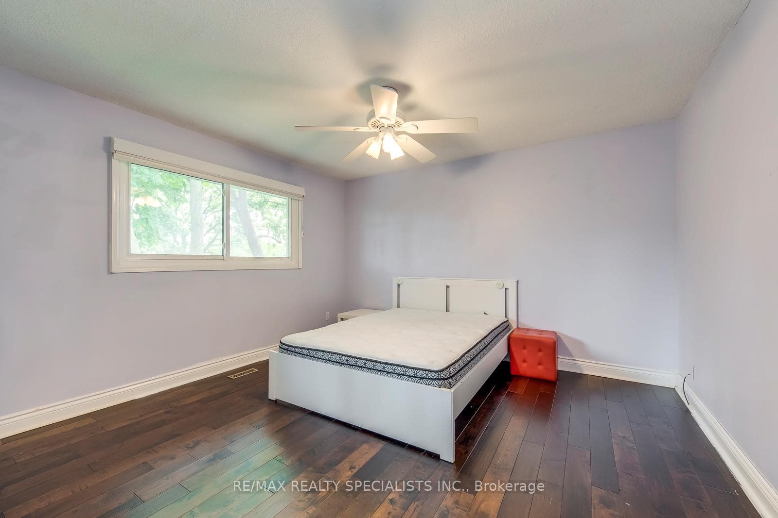 1582 Hermant Court photo 19