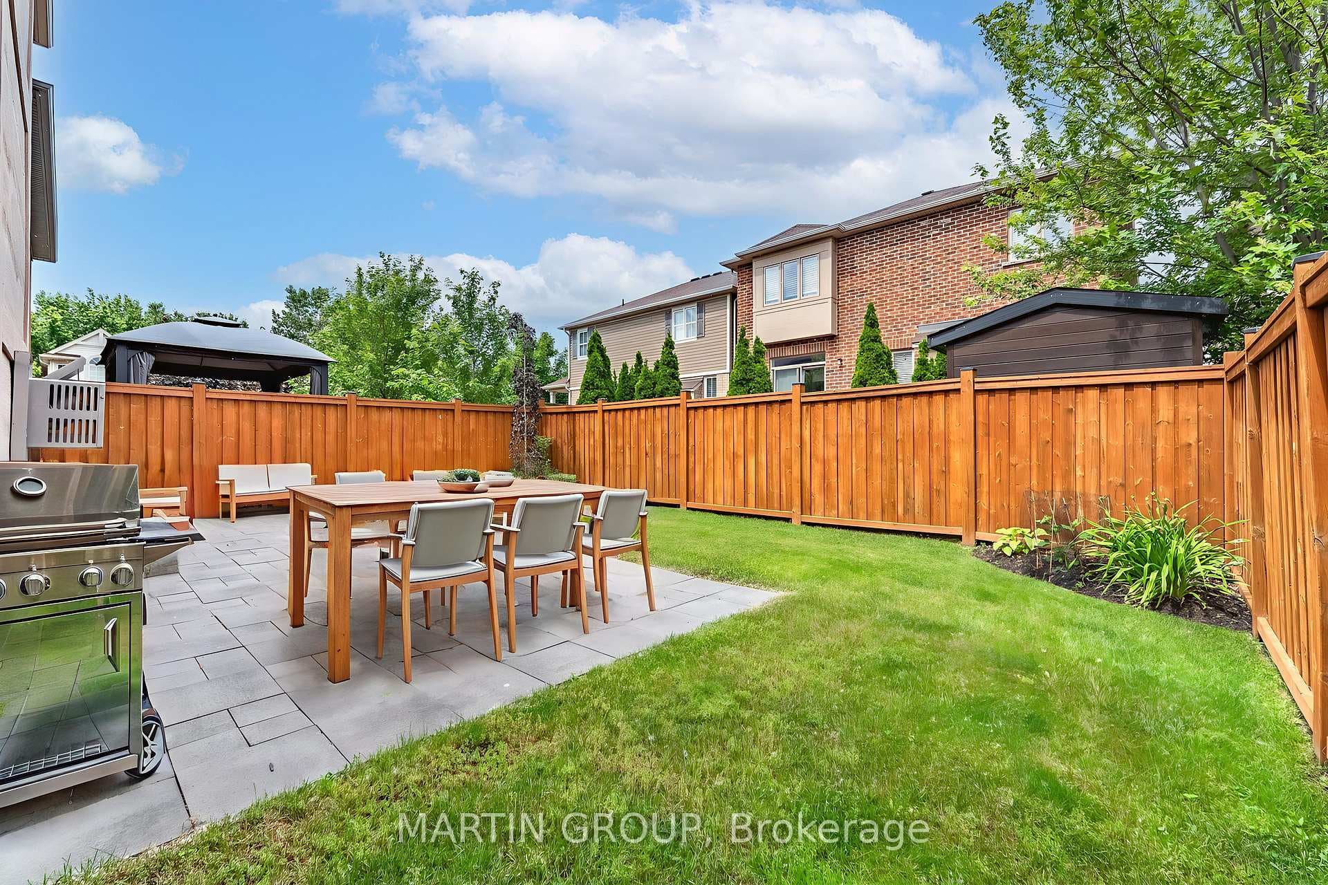 4165 Cole Crescent photo 31