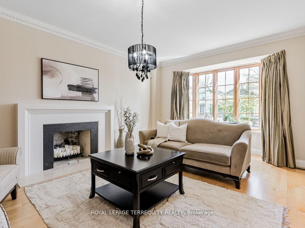 176 Joicey Boulevard photo 7