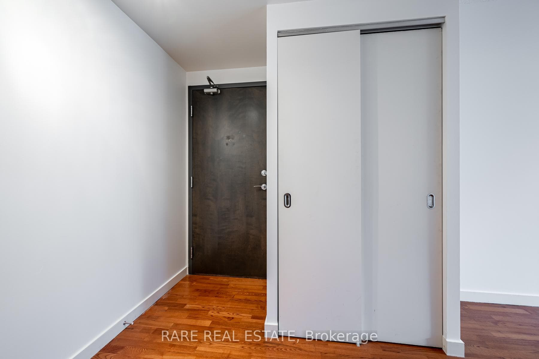 281 Mutual Street Unit 409 photo 6