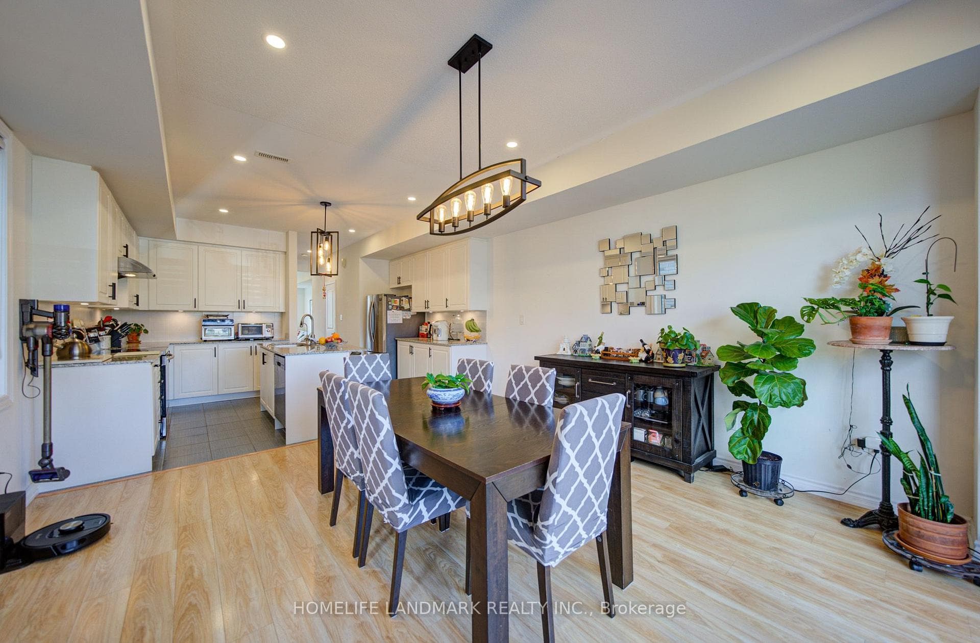 97 Cornell Centre Boulevard photo 15