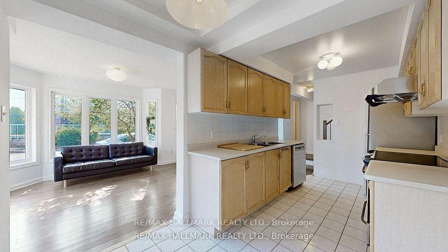 18 Clark Avenue Unit 116 photo 12