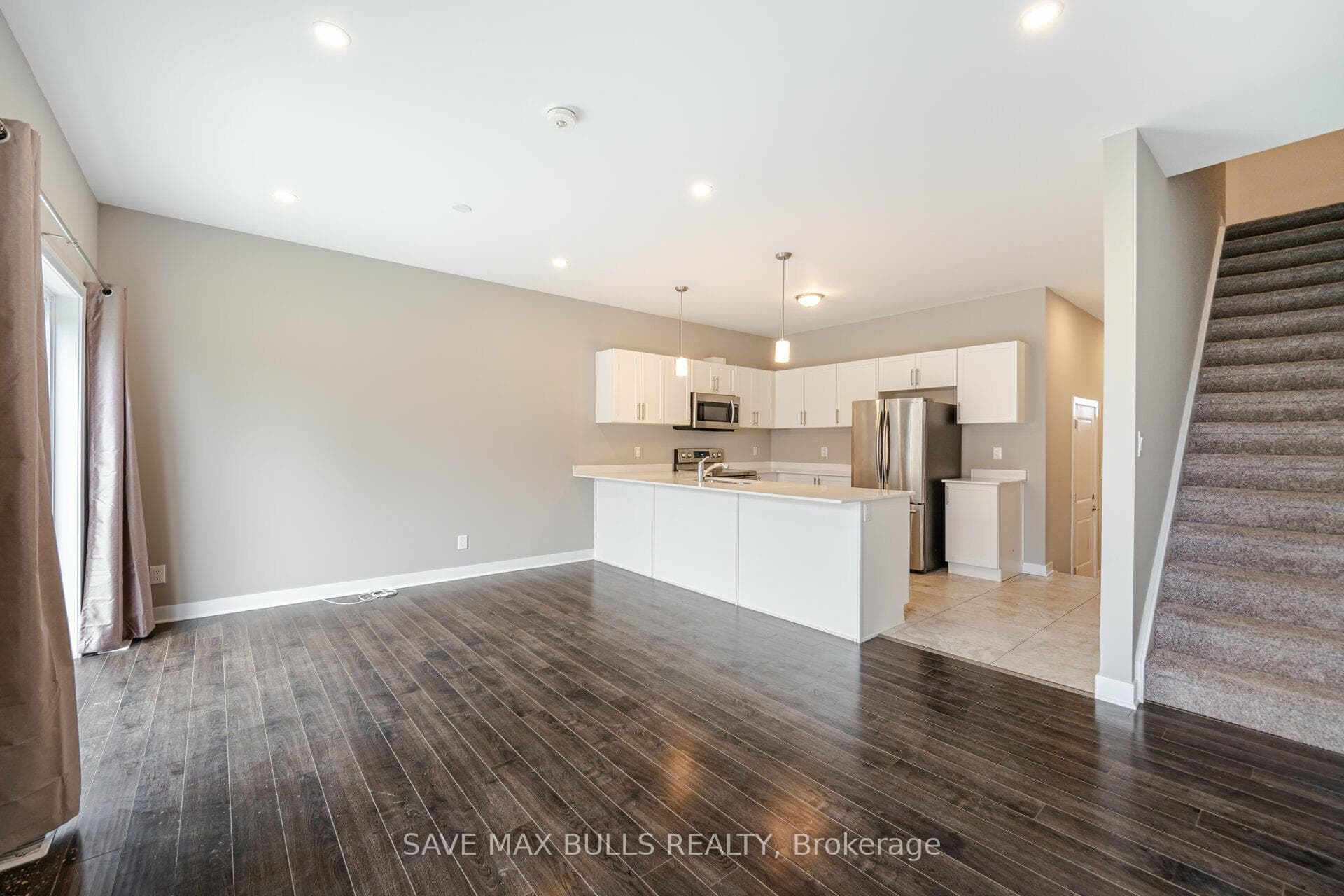 439 Athlone Avenue Unit A8 photo 17