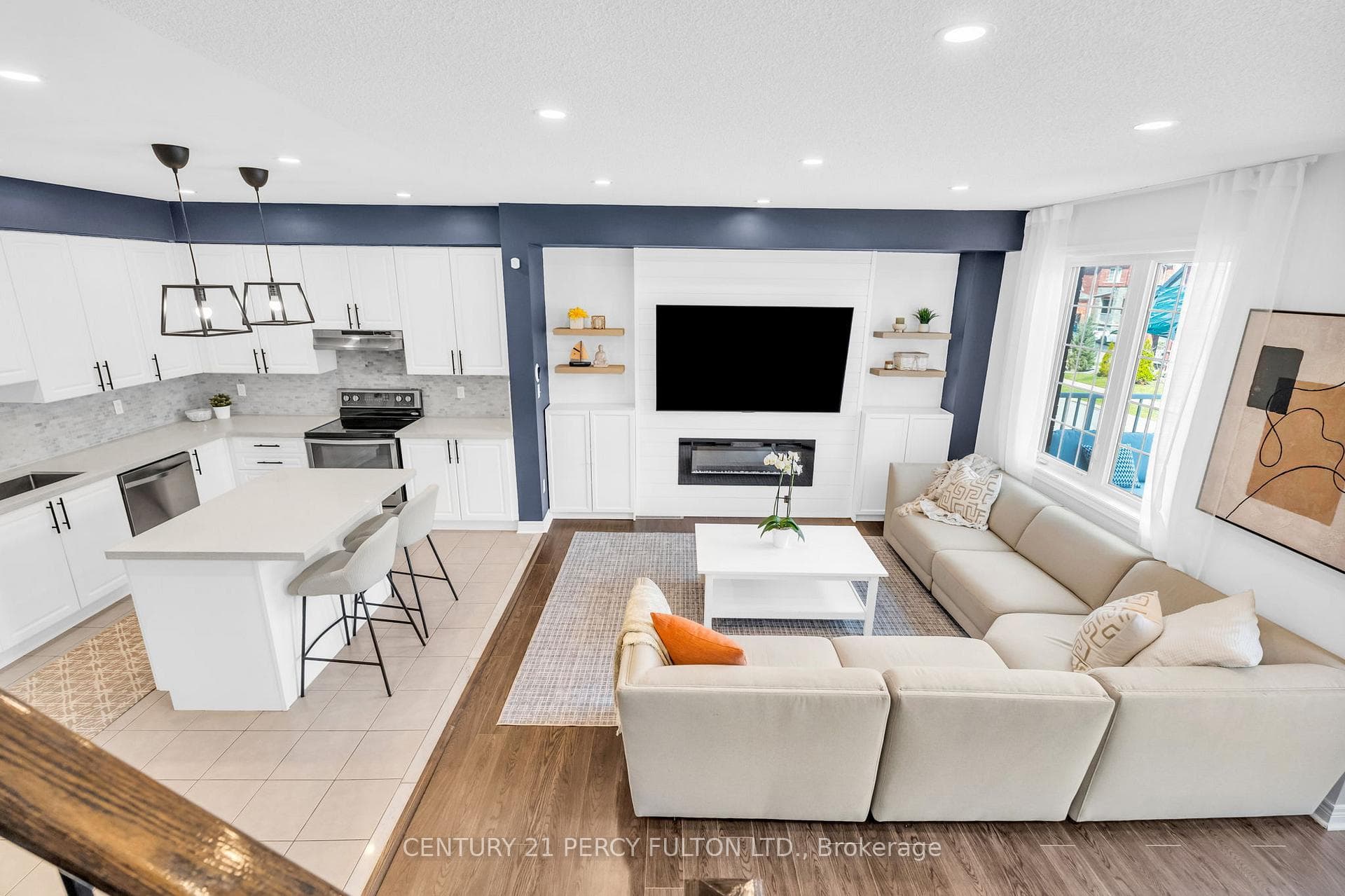 1110 Durno Court photo 12