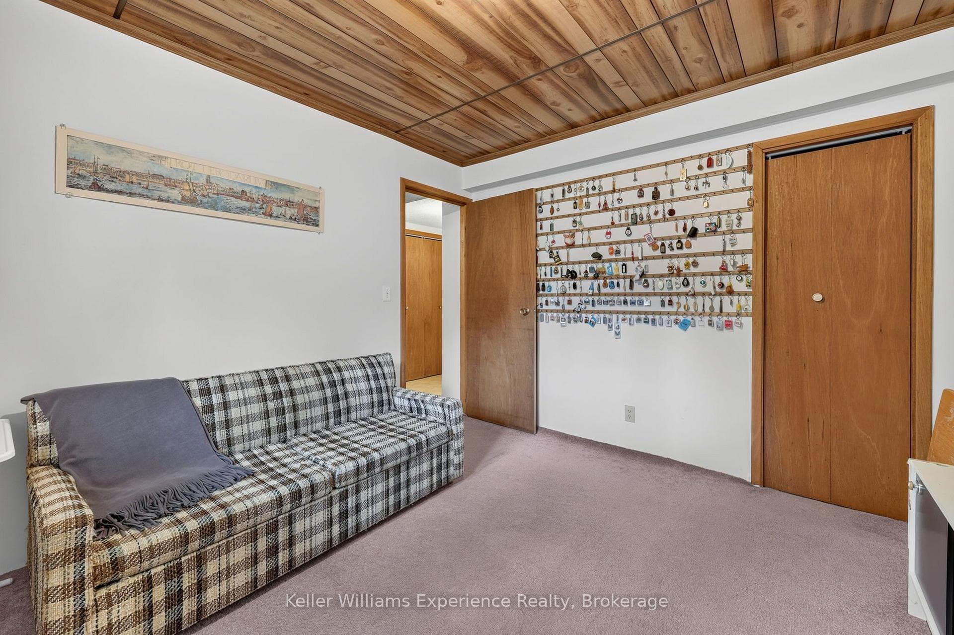 lower bedroom/office option