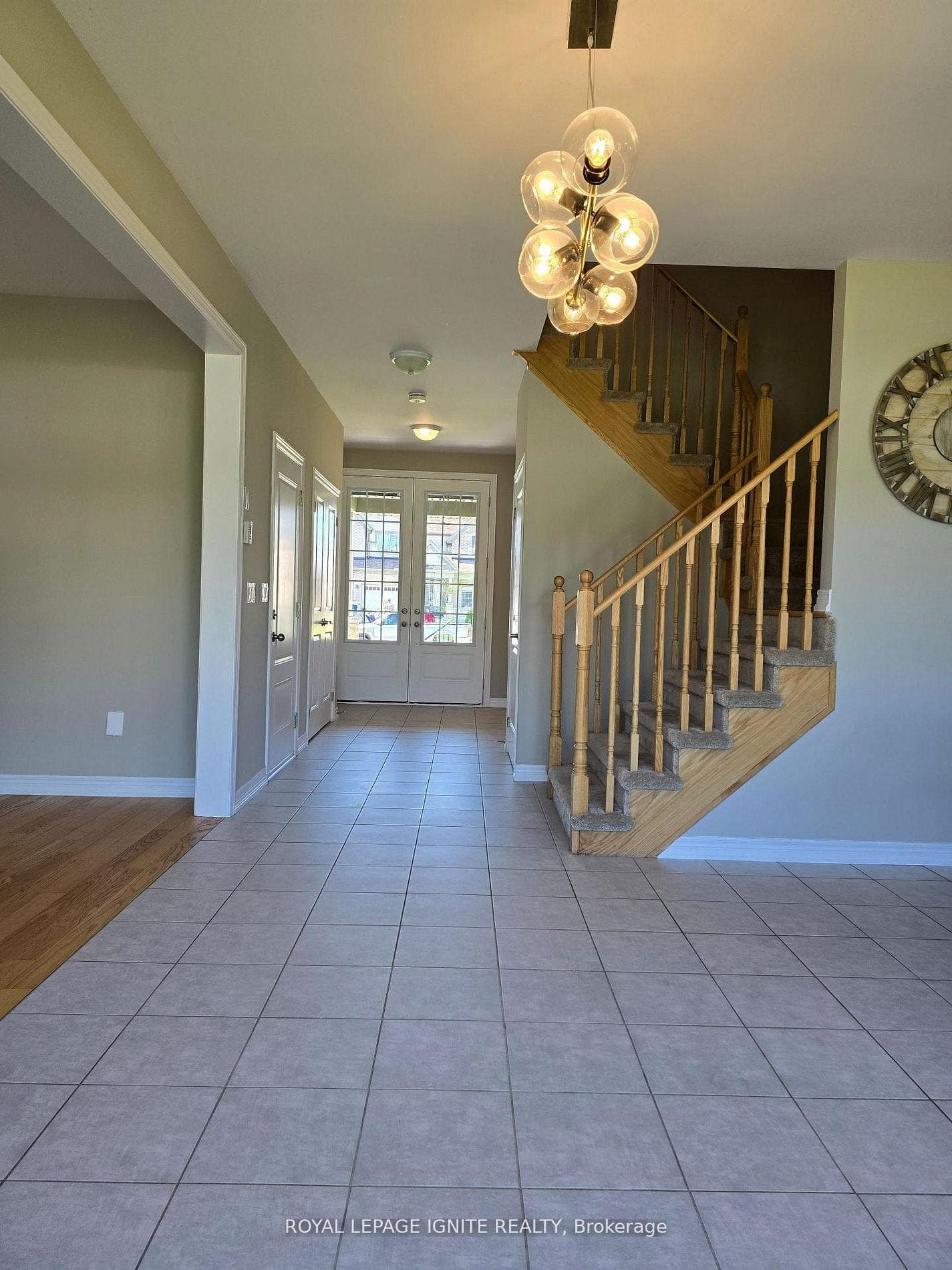 73 Summer Breeze Drive photo 4