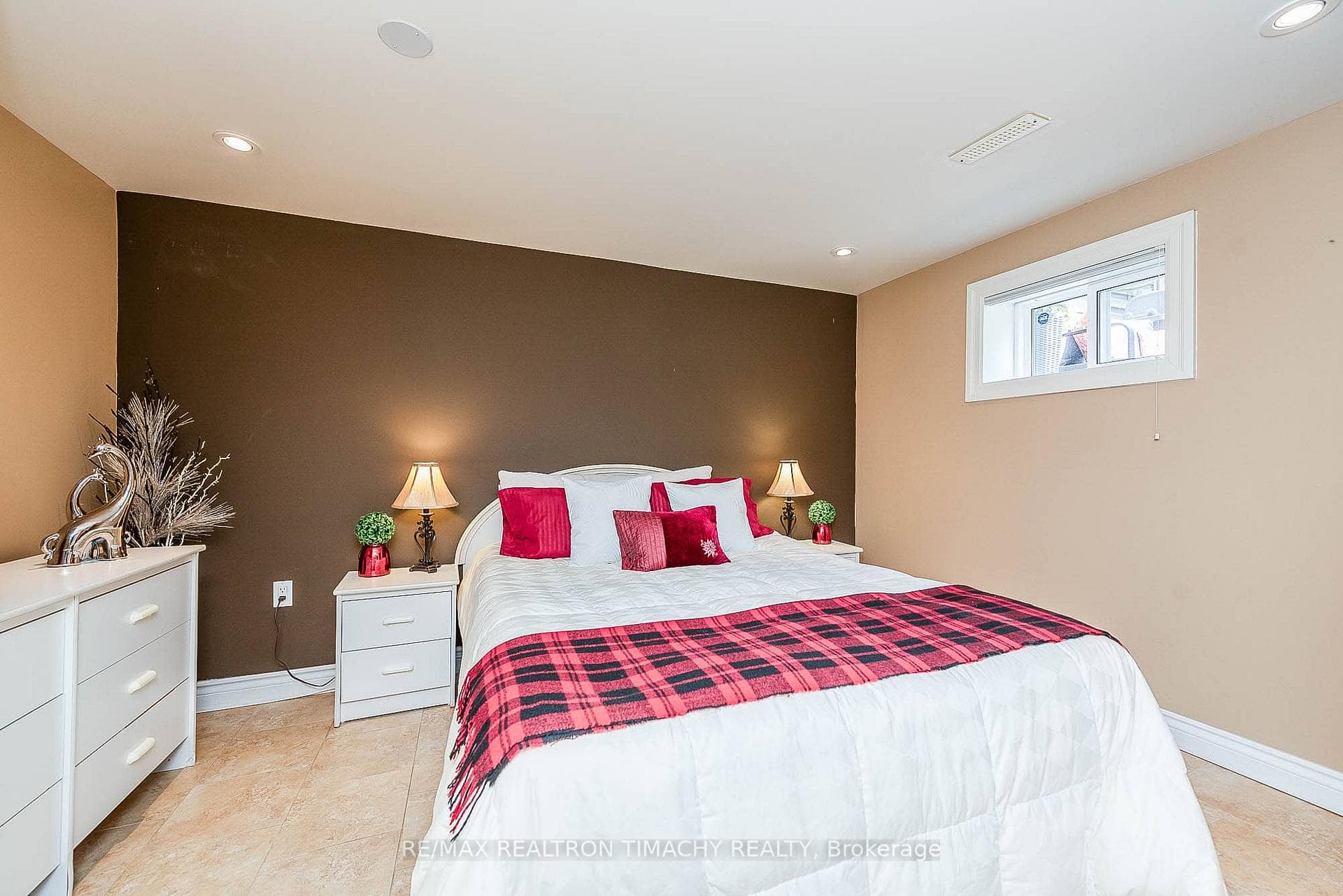 35 Donnamora Crescent photo 41