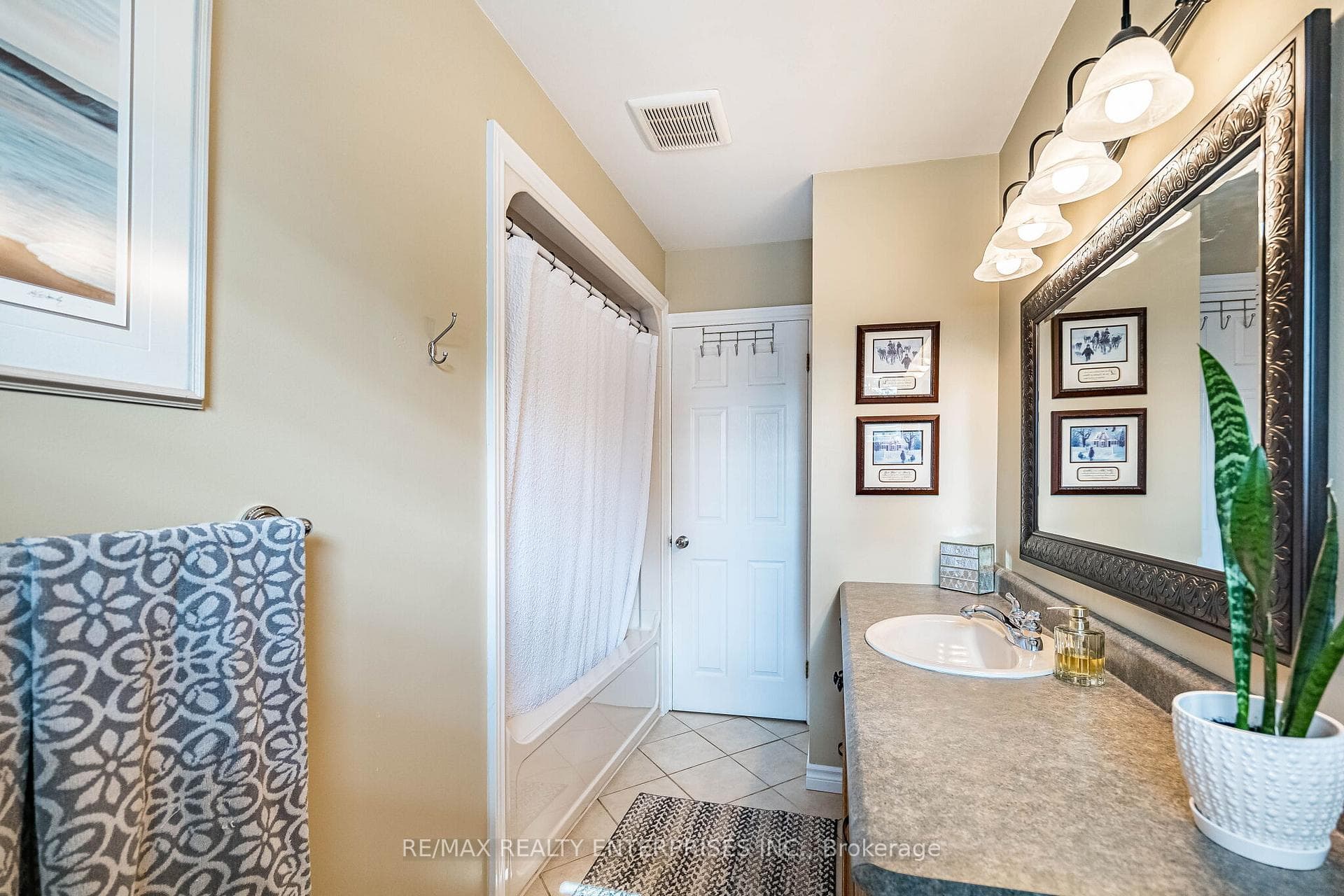 19 Baker Road photo 24