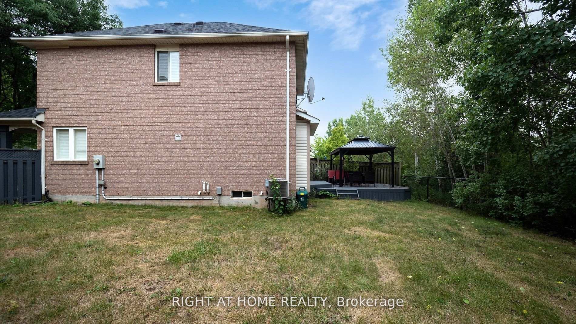 5160 Ravine Crescent photo 6