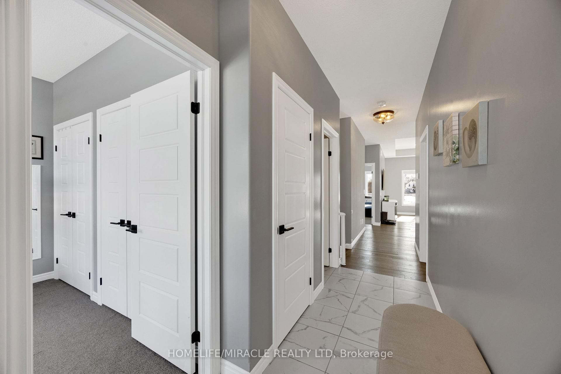 78 Matheson Crescent photo 5