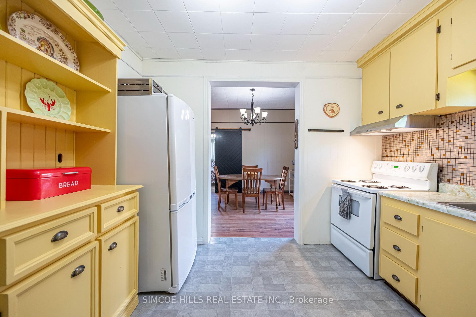 260 Charles Street photo 7
