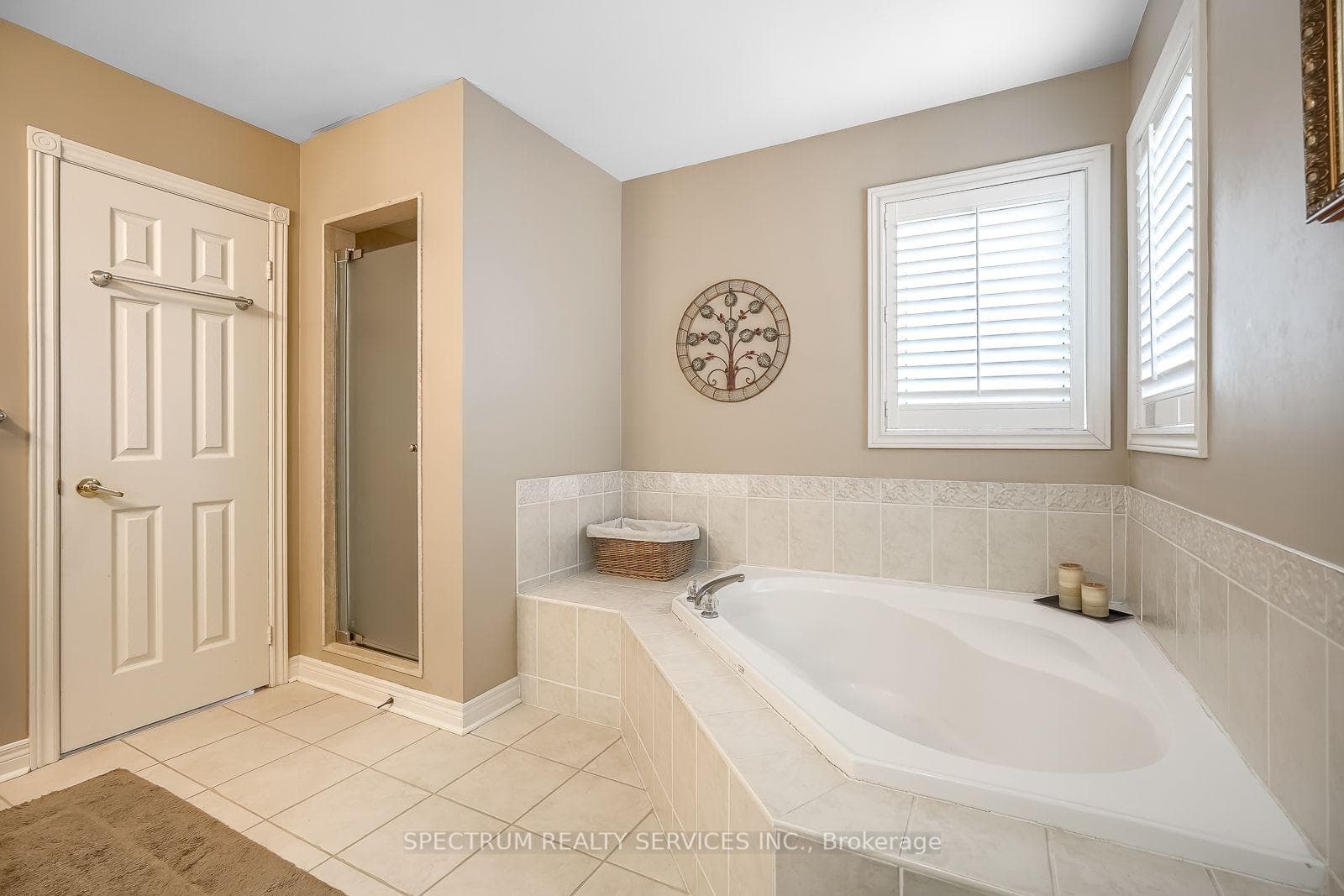 51 Monterey Road photo 31