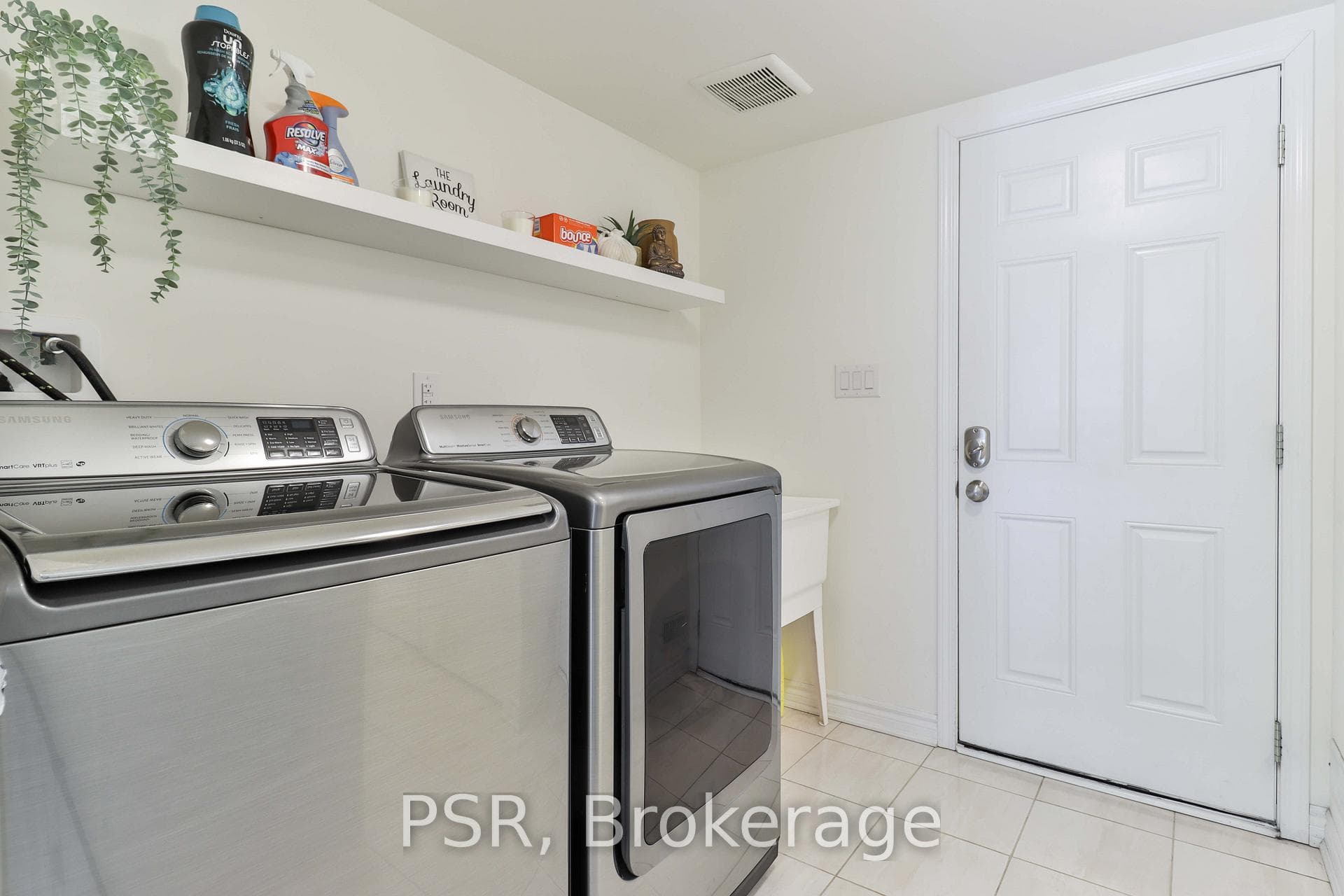 2764 Sapphire Drive photo 32