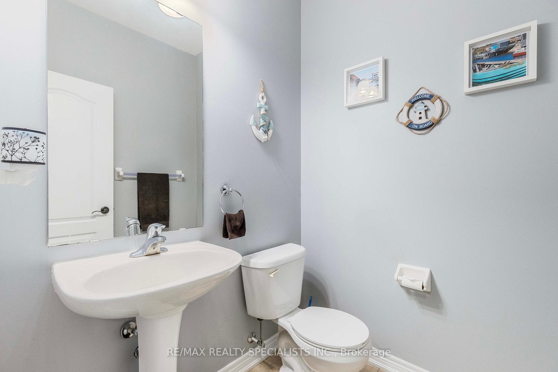 260 Greenwood Drive photo 9