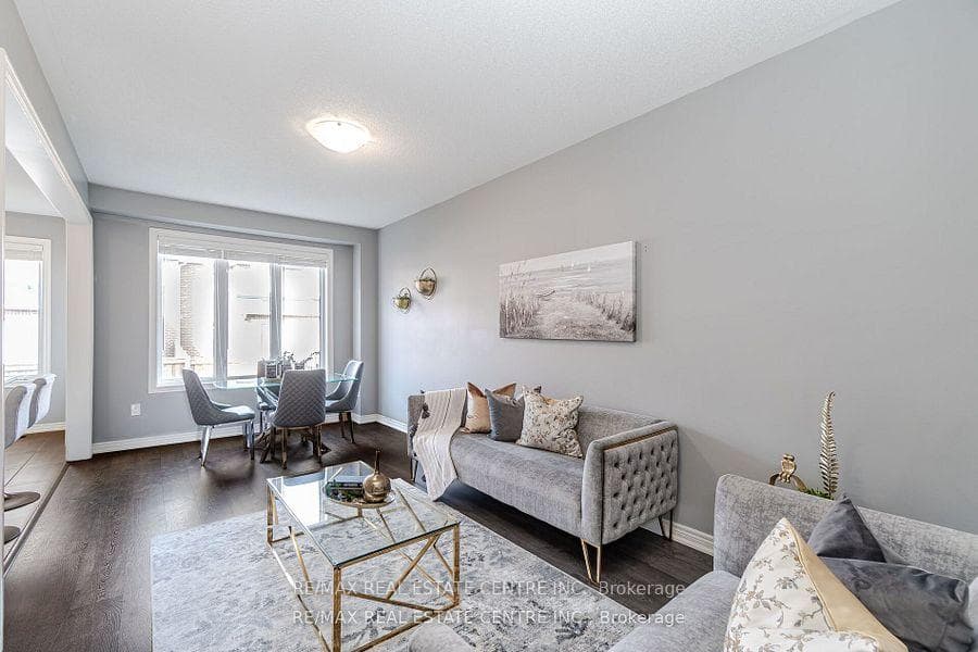 85 Bronson Terrace photo 6