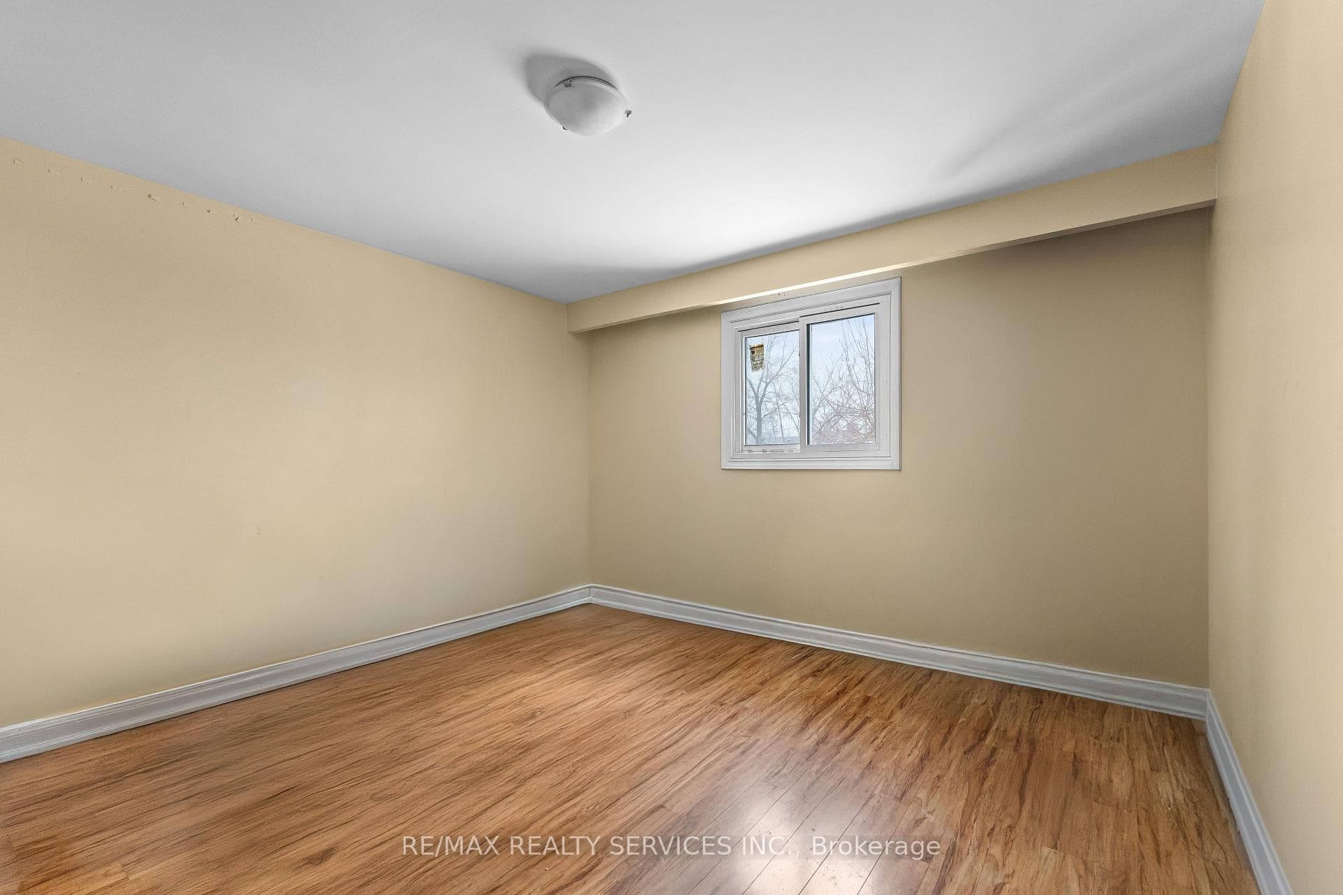 10 Royal Salisbury Way photo 14