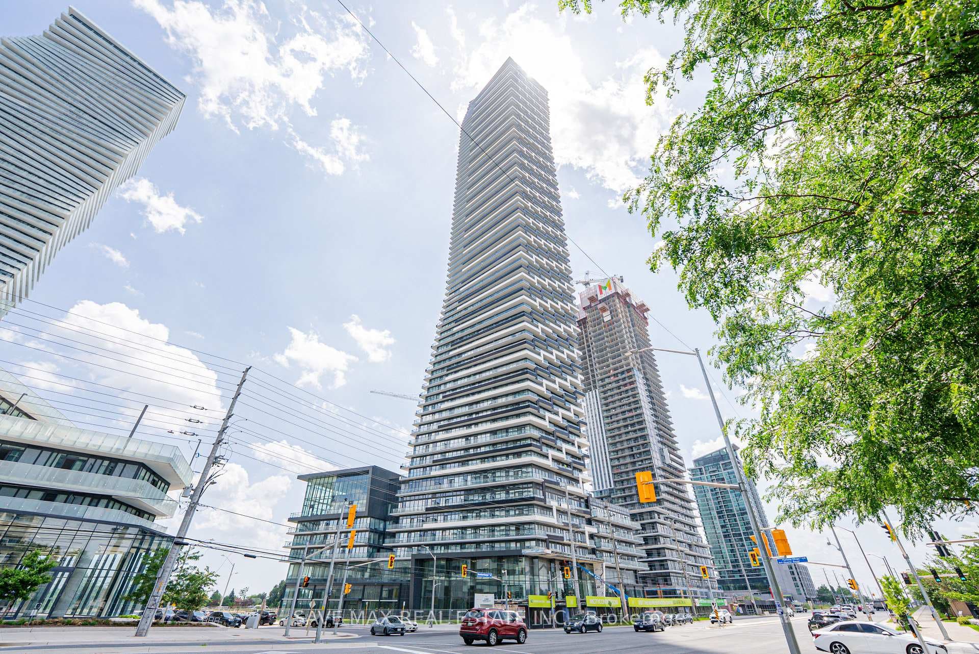 448 Burnhamthorpe Road Unit 4301 photo 1