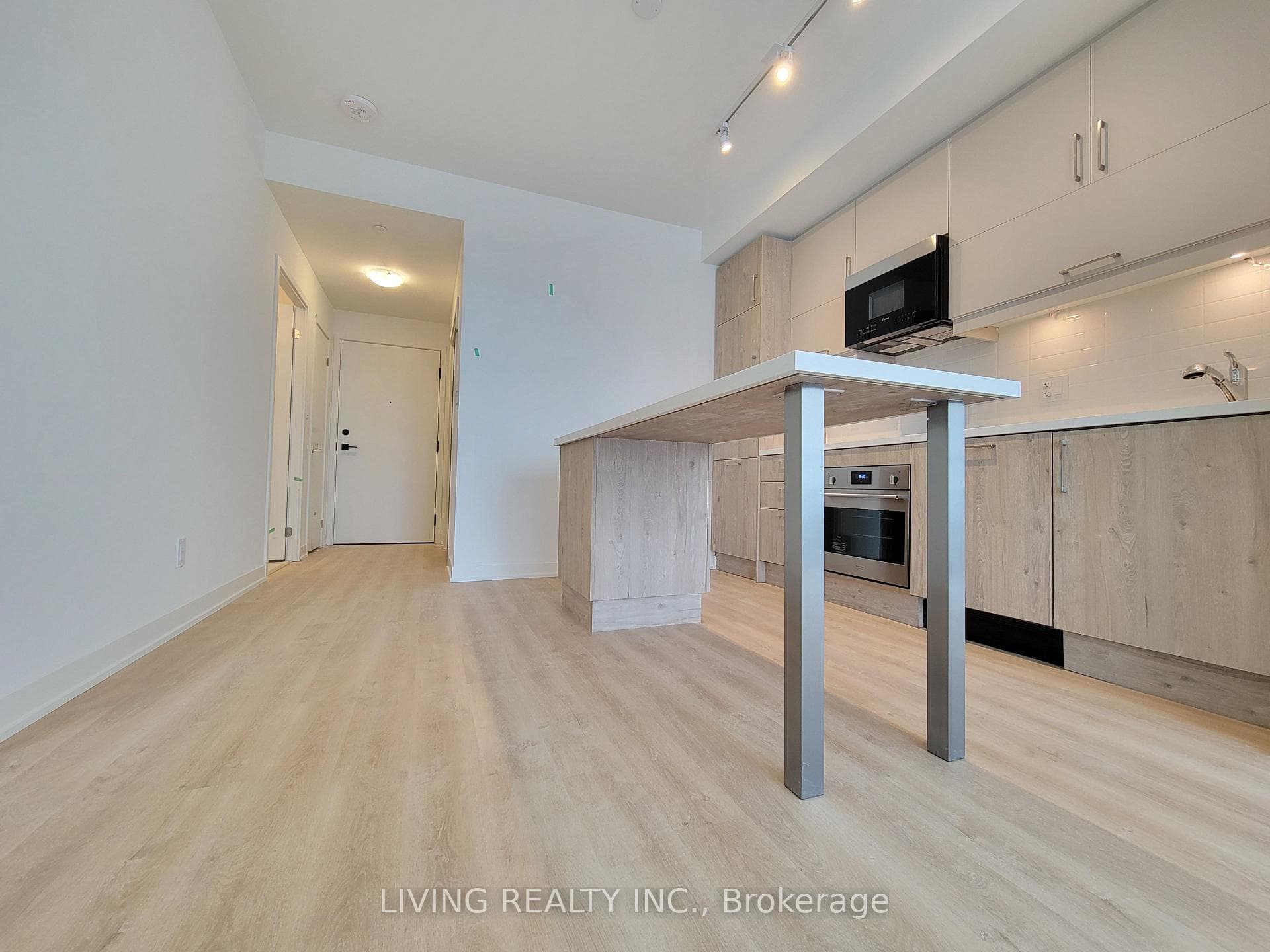 8119 Birchmount Road Unit 1604 photo 5